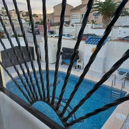 Exclusive With Private Pool فيلة سانت بييز
